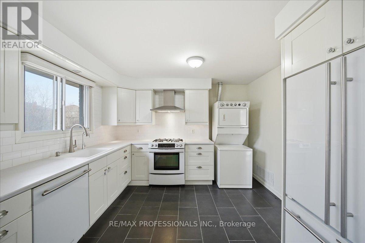 A - 9611 Keele Street, Vaughan, Ontario  L6A 1M1 - Photo 12 - N12970896