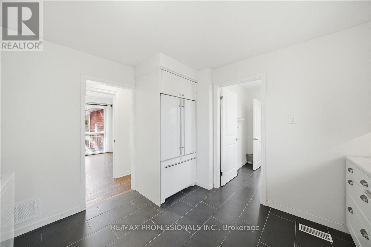 A - 9611 Keele Street, Vaughan, Ontario  L6A 1M1 - Photo 14 - N12970896