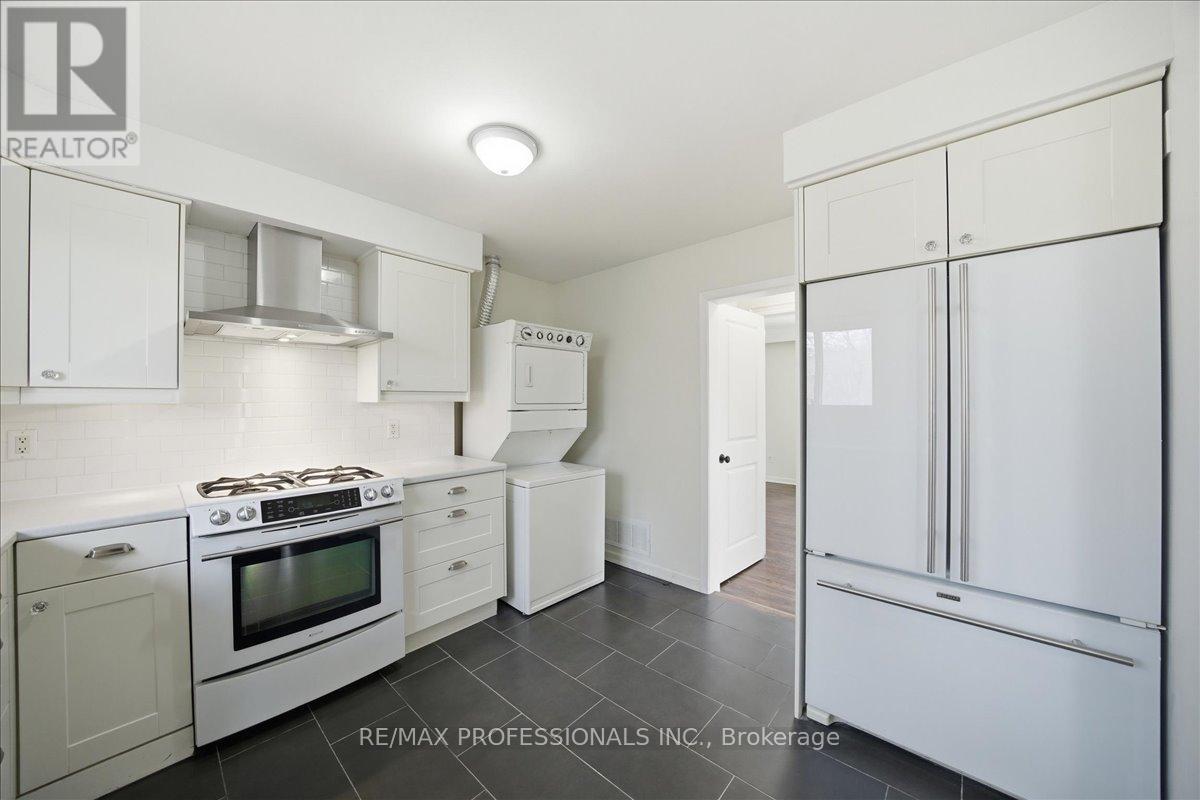 A - 9611 Keele Street, Vaughan, Ontario  L6A 1M1 - Photo 15 - N12970896