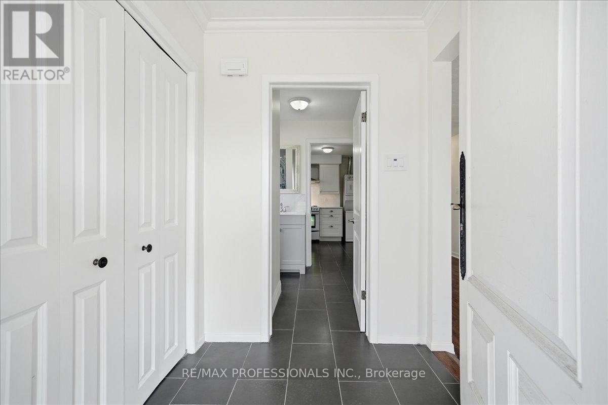 A - 9611 Keele Street, Vaughan, Ontario  L6A 1M1 - Photo 9 - N12970896