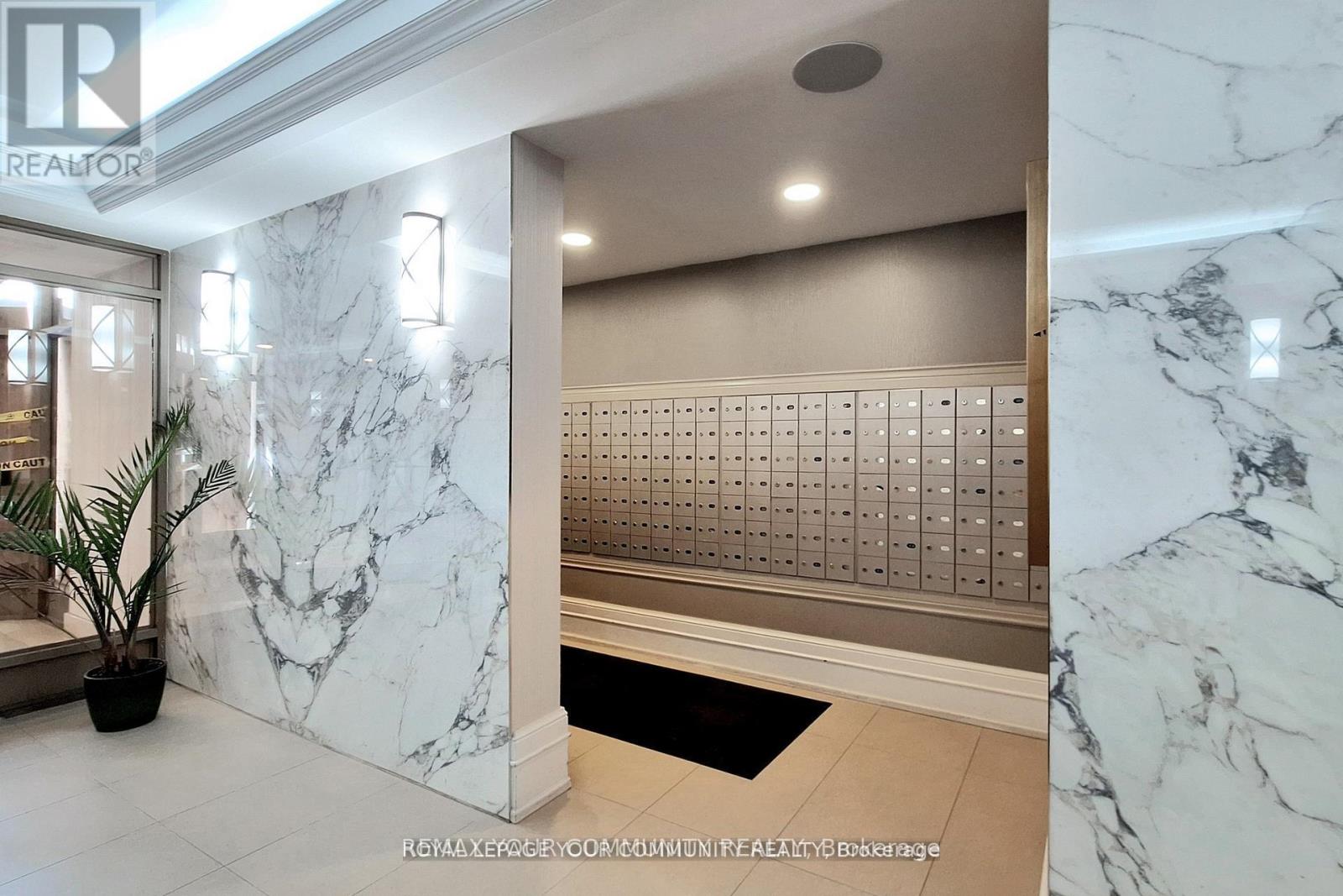 205 - 309 Major Mackenzie Drive, Richmond Hill, Ontario  L4C 9V5 - Photo 8 - N12970930