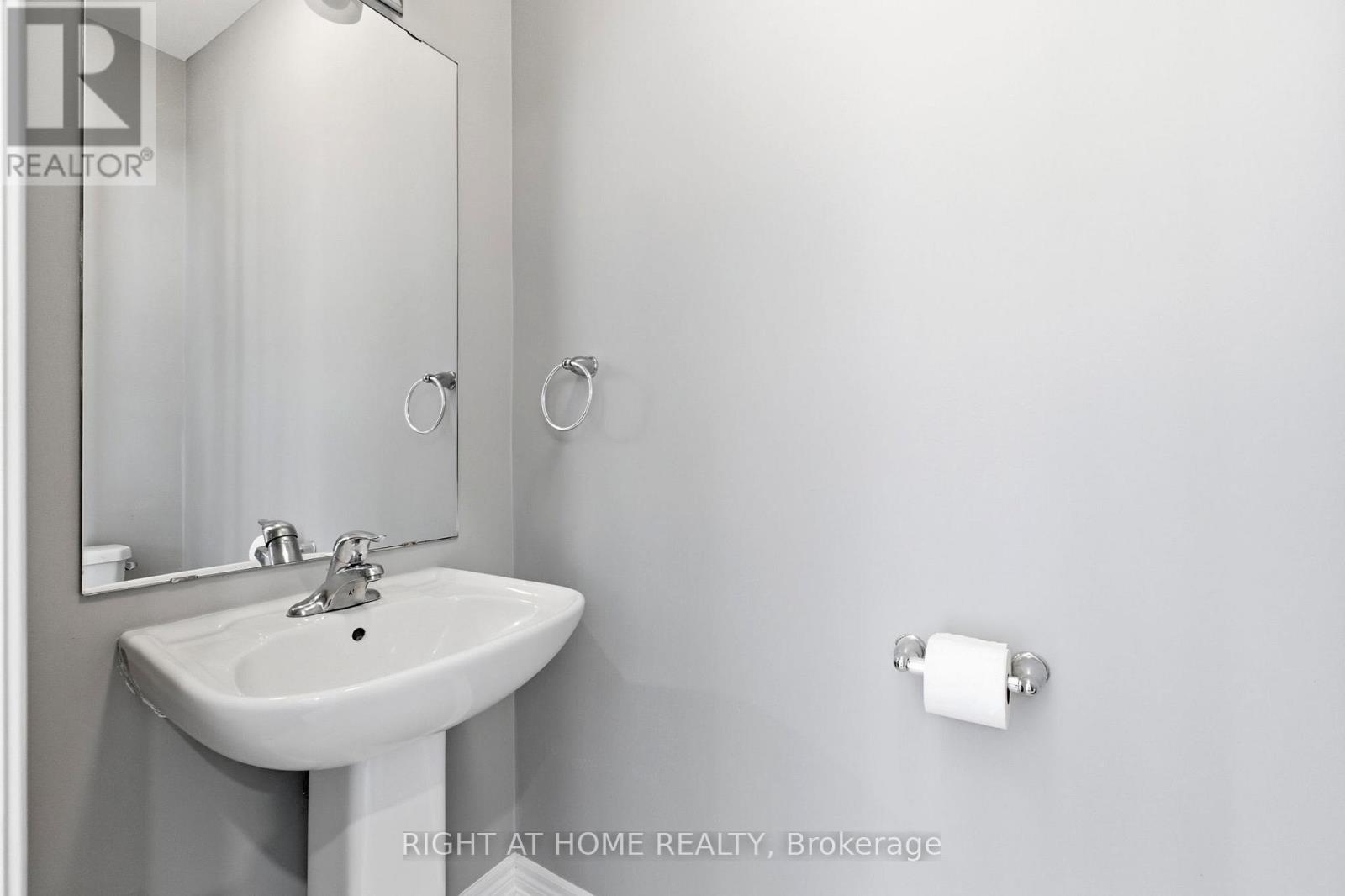 200 Paradelle Drive, Richmond Hill, Ontario  L4E 1B8 - Photo 20 - N12970936