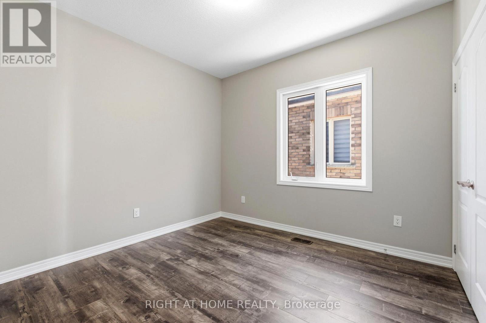 200 Paradelle Drive, Richmond Hill, Ontario  L4E 1B8 - Photo 28 - N12970936