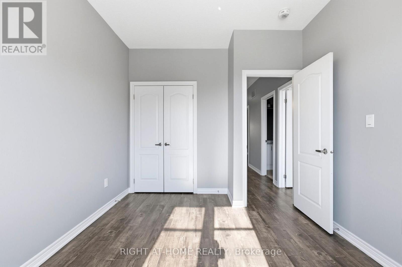 200 Paradelle Drive, Richmond Hill, Ontario  L4E 1B8 - Photo 32 - N12970936