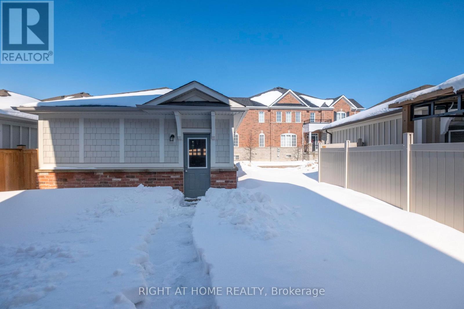 200 Paradelle Drive, Richmond Hill, Ontario  L4E 1B8 - Photo 36 - N12970936