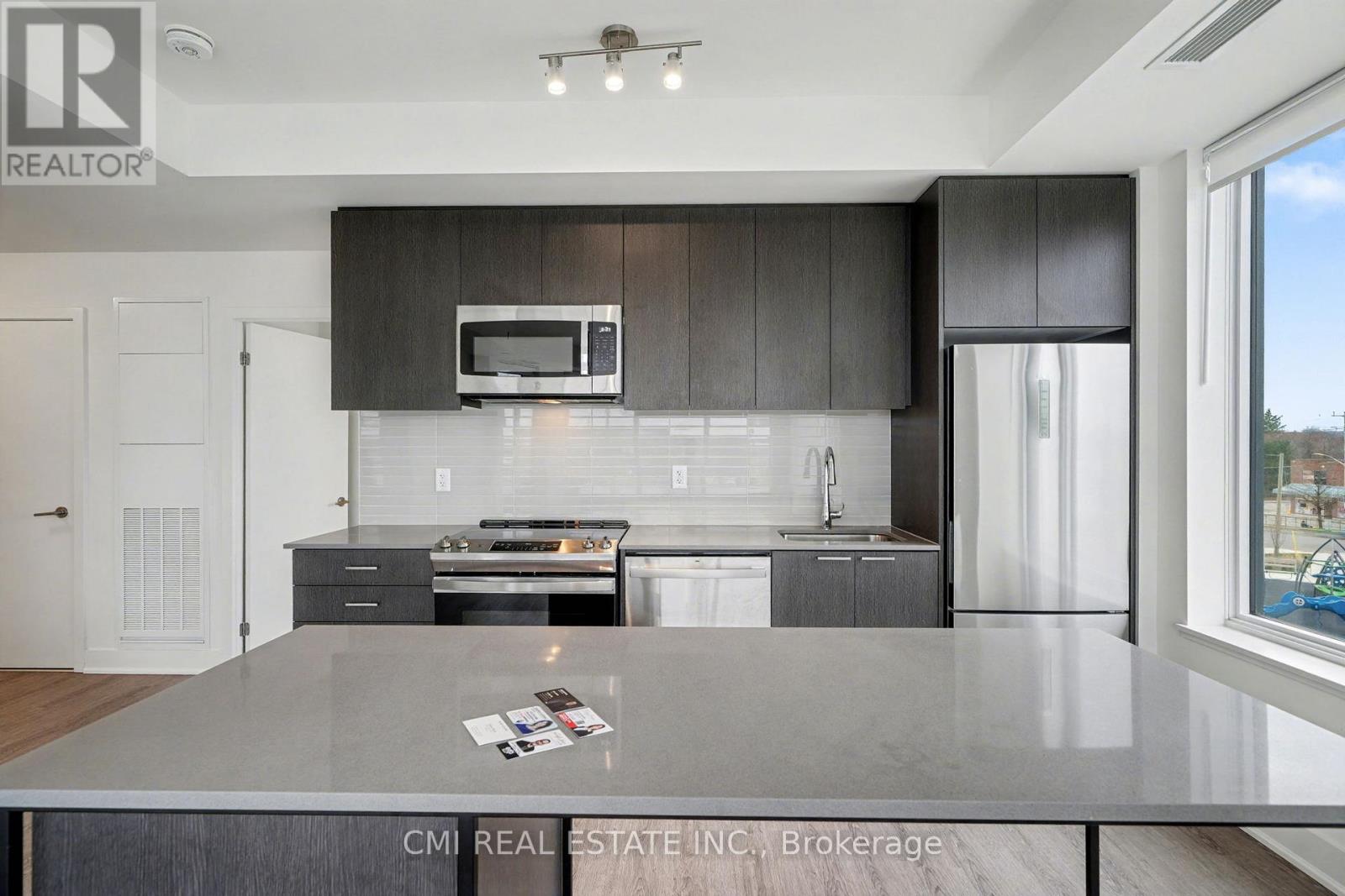 311 - 185 Deerfield Road N, Newmarket, Ontario  L3Y 0G7 - Photo 12 - N12970948