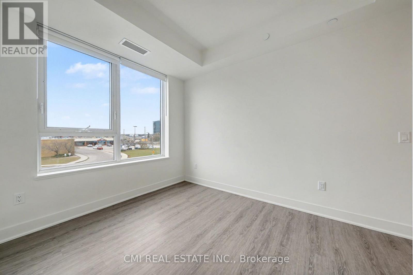 311 - 185 Deerfield Road N, Newmarket, Ontario  L3Y 0G7 - Photo 19 - N12970948