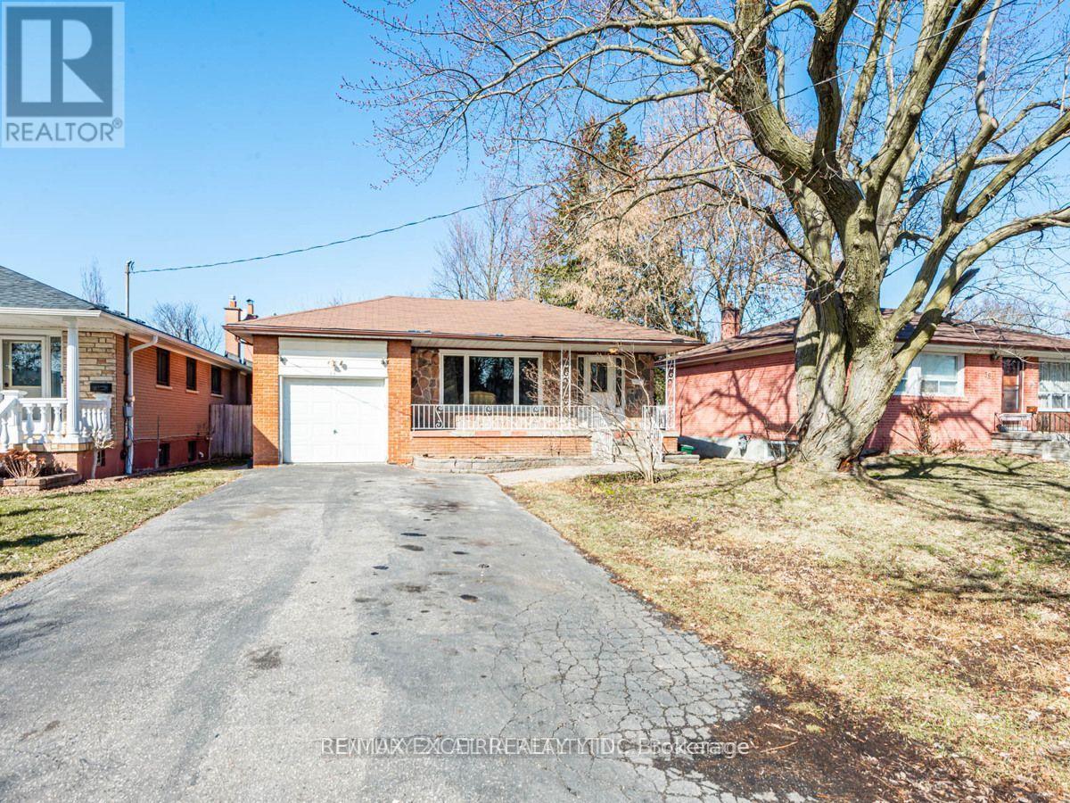 387 CROSBY AVENUE, Richmond Hill, Ontario