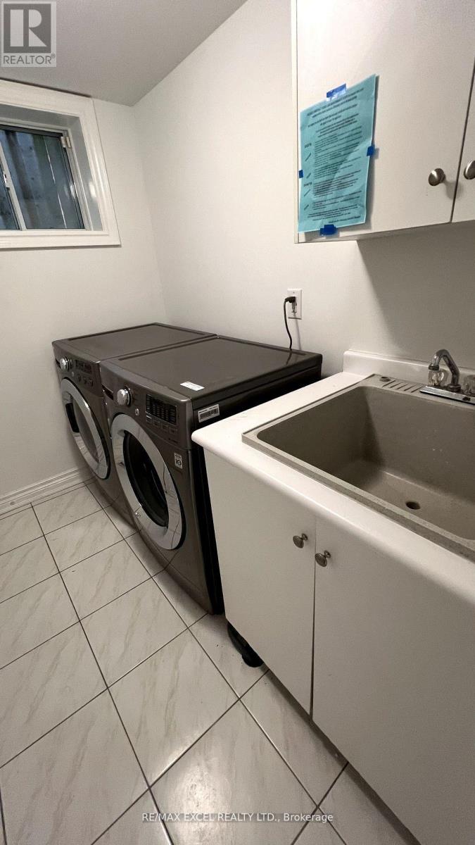 387 Crosby Avenue, Richmond Hill, Ontario  L4C 2R8 - Photo 16 - N12970950