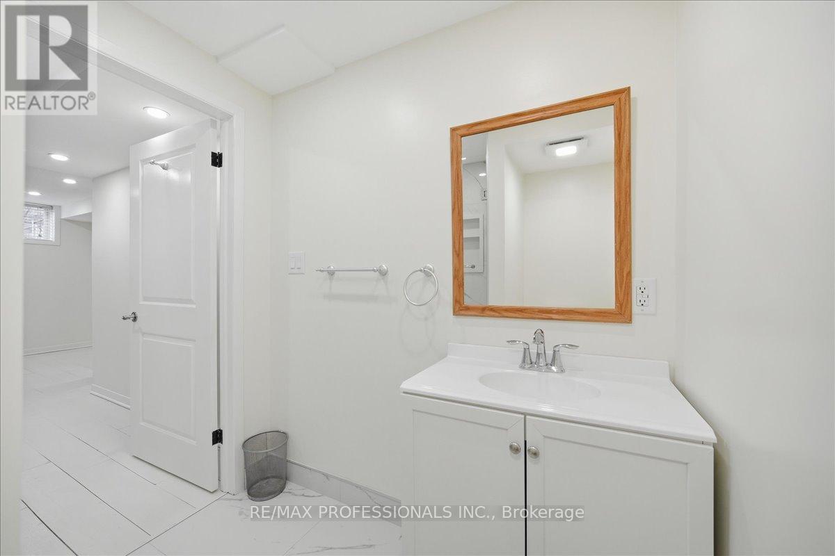C - 9611 Keele Street, Vaughan, Ontario  L6A 1M1 - Photo 13 - N12970956