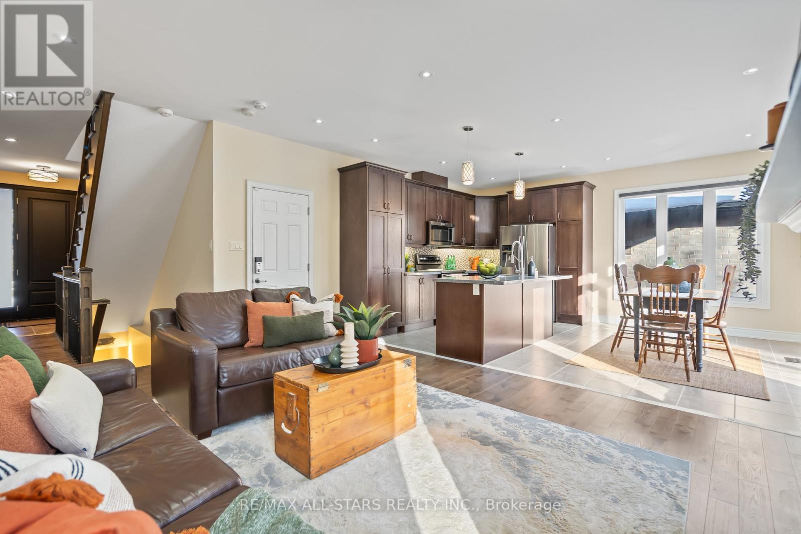 7 Os James Hunt Court, Uxbridge, Ontario  L9P 0E3 - Photo 10 - N12970958