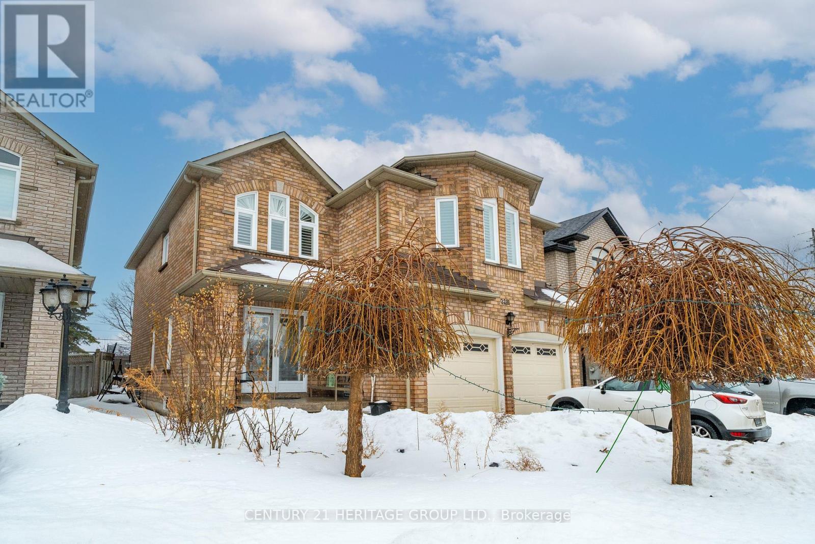 2211 Old Rutherford Road, Vaughan, Ontario  L6A 1Z7 - Photo 3 - N12970962