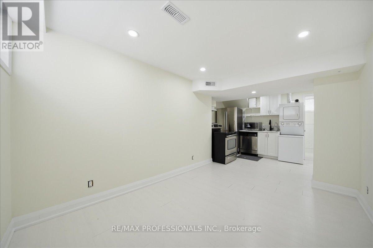 D - 9611 Keele Street, Vaughan, Ontario  L6A 1M1 - Photo 8 - N12970996