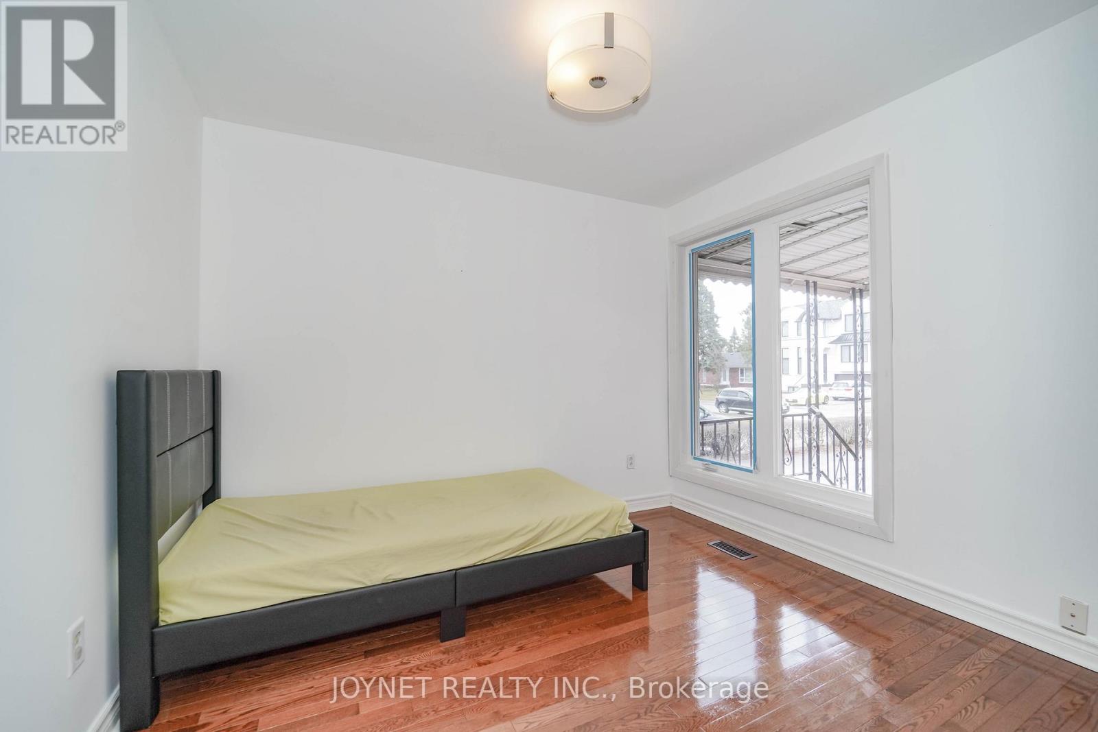 299 Palmer Avenue, Richmond Hill, Ontario  L4C 1P4 - Photo 19 - N12971096