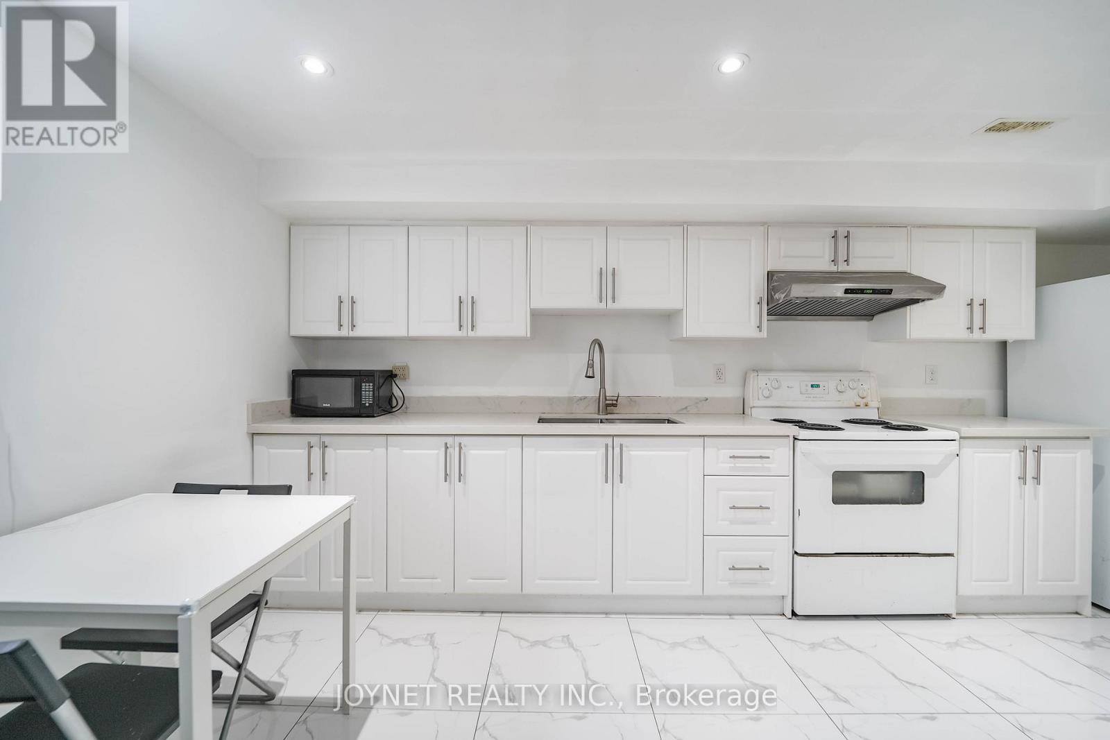 299 Palmer Avenue, Richmond Hill, Ontario  L4C 1P4 - Photo 23 - N12971096