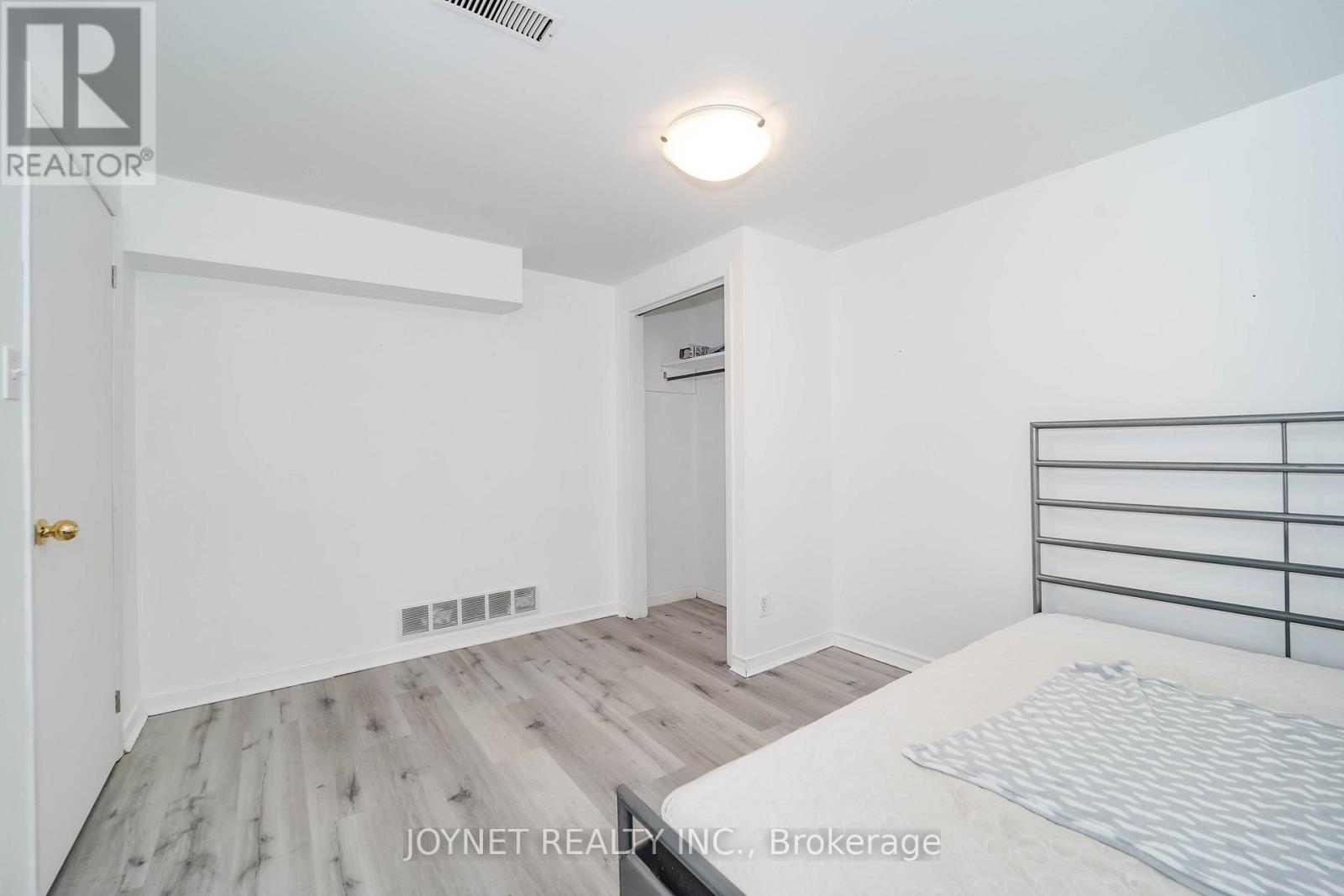 299 Palmer Avenue, Richmond Hill, Ontario  L4C 1P4 - Photo 29 - N12971096