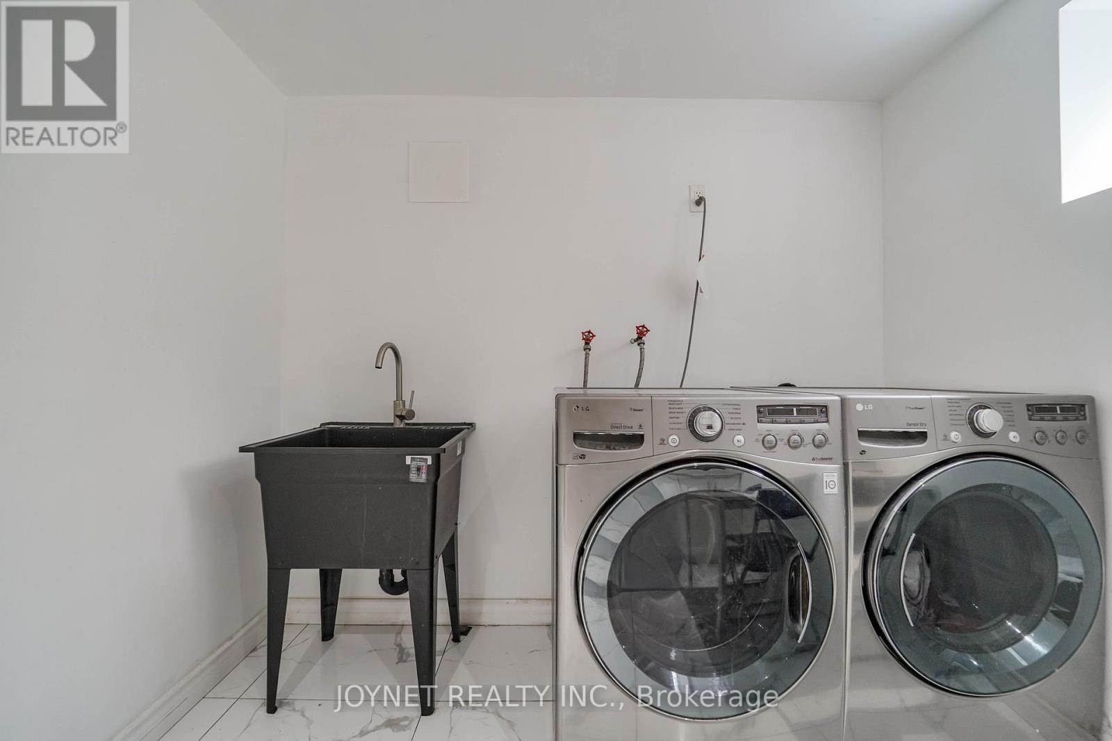 299 Palmer Avenue, Richmond Hill, Ontario  L4C 1P4 - Photo 36 - N12971096