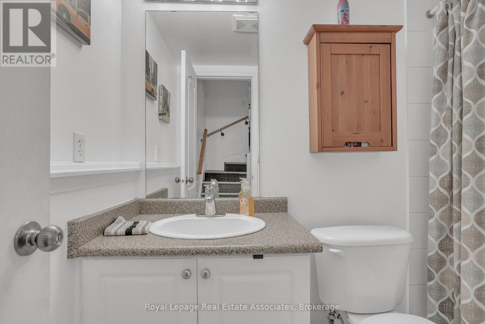 1128 Kell Street, Innisfil, Ontario  L9S 4W4 - Photo 11 - N12971196