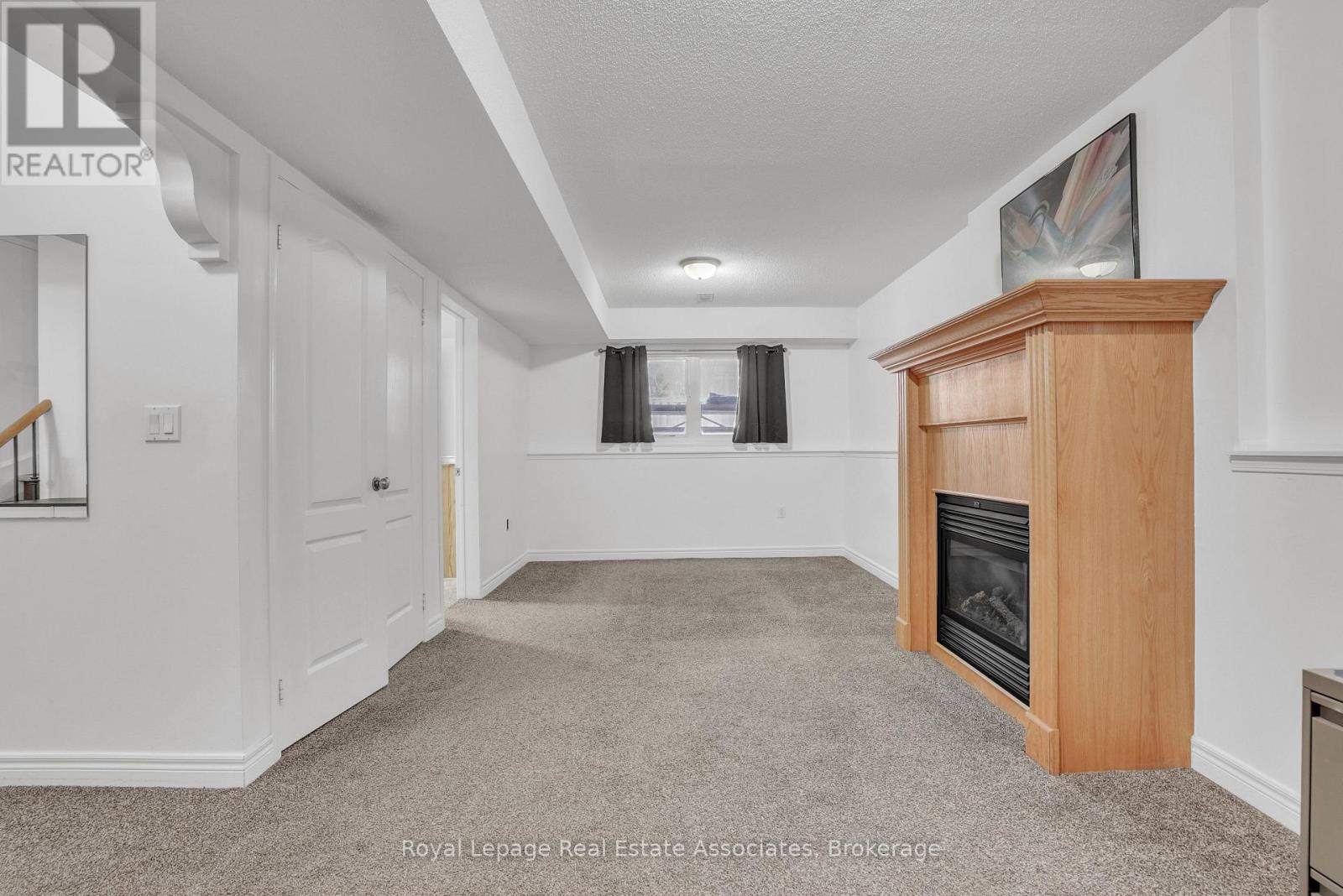 1128 Kell Street, Innisfil, Ontario  L9S 4W4 - Photo 12 - N12971196