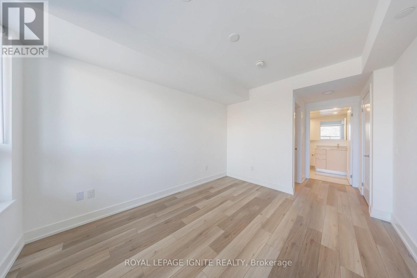 320 - 8 Cedarland Drive, Markham, Ontario  L6G 0H4 - Photo 10 - N12971200