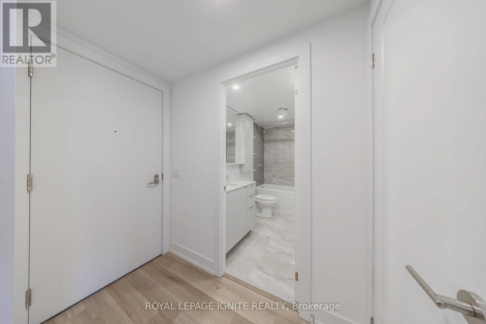 320 - 8 Cedarland Drive, Markham, Ontario  L6G 0H4 - Photo 18 - N12971200