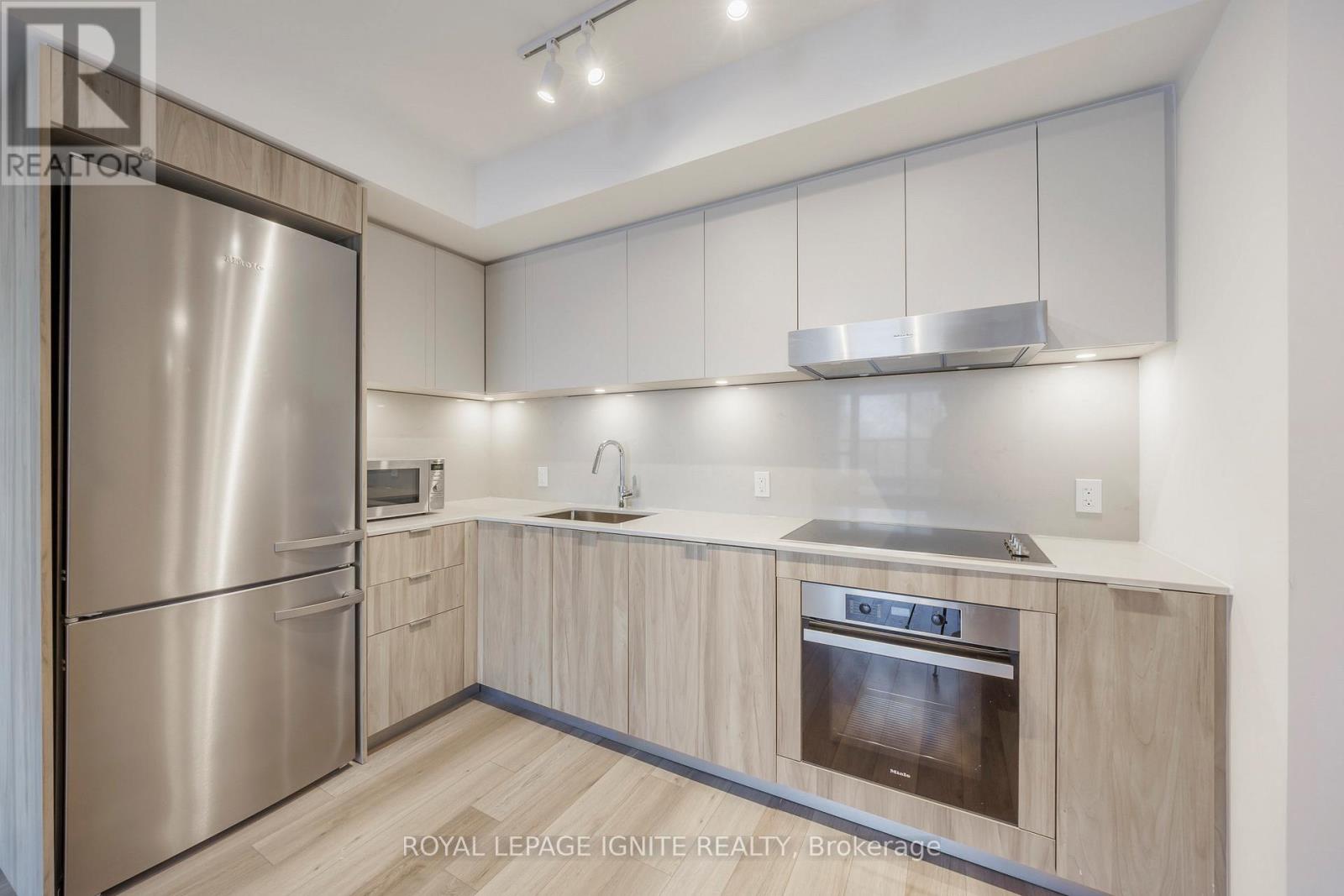 320 - 8 Cedarland Drive, Markham, Ontario  L6G 0H4 - Photo 7 - N12971200