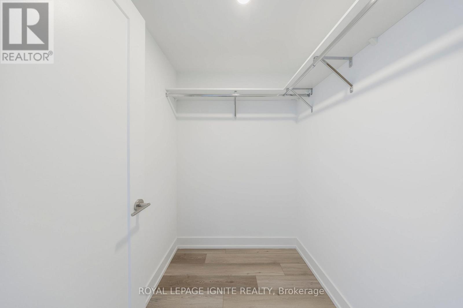 320 - 8 Cedarland Drive, Markham, Ontario  L6G 0H4 - Photo 9 - N12971200