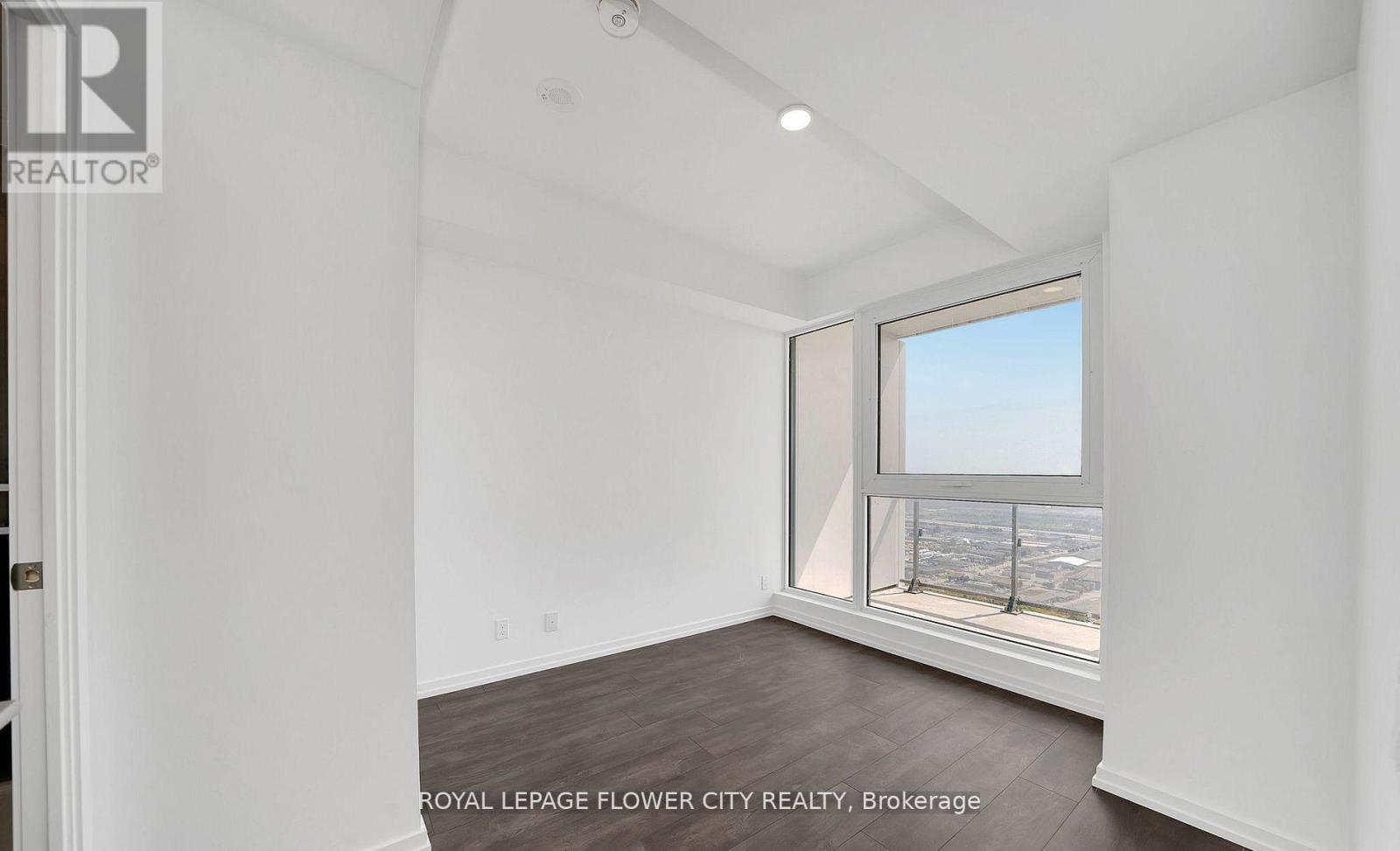 4909 - 1000 Portage Parkway, Vaughan, Ontario  L4K 0L1 - Photo 3 - N12971208