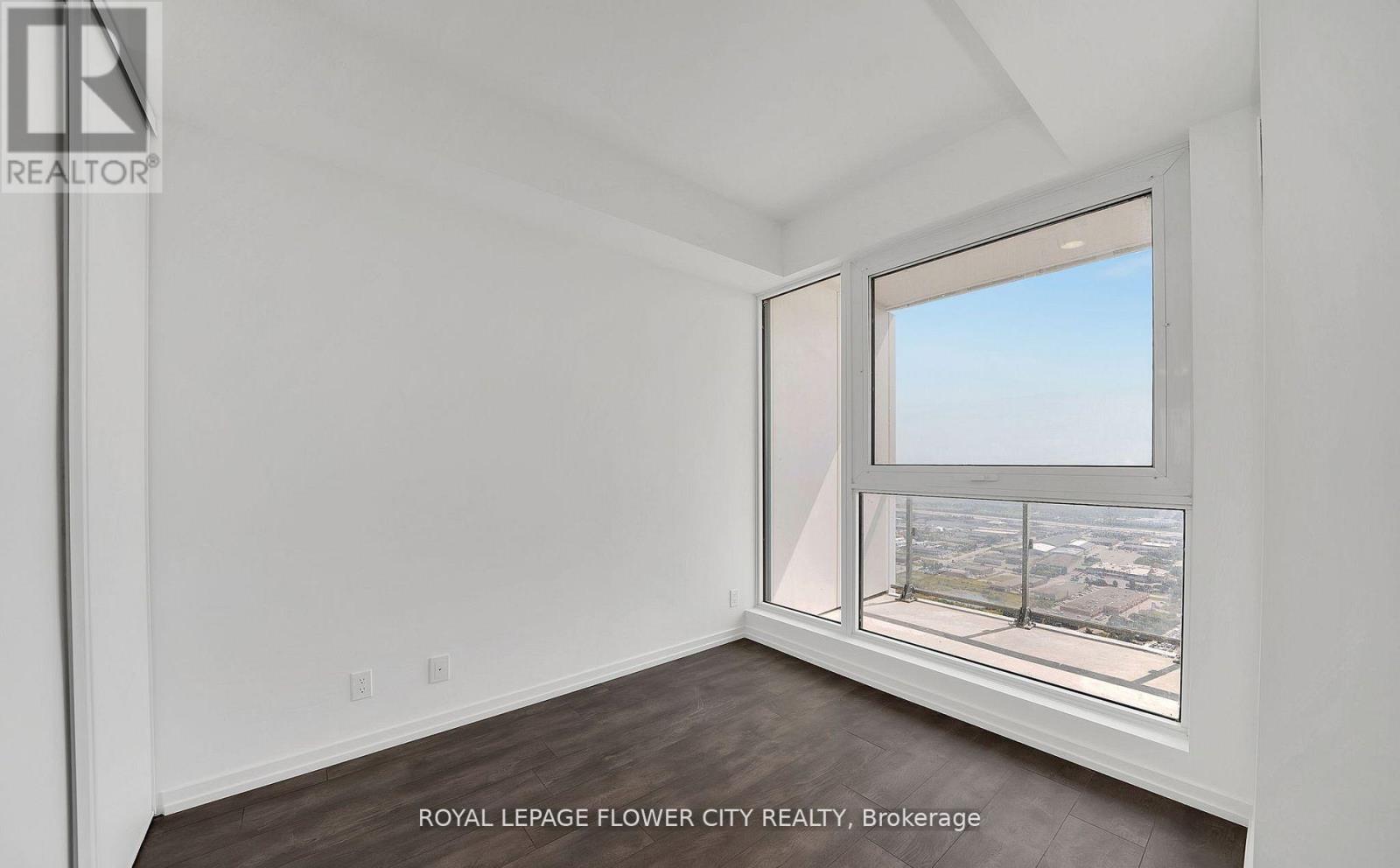 4909 - 1000 Portage Parkway, Vaughan, Ontario  L4K 0L1 - Photo 4 - N12971208