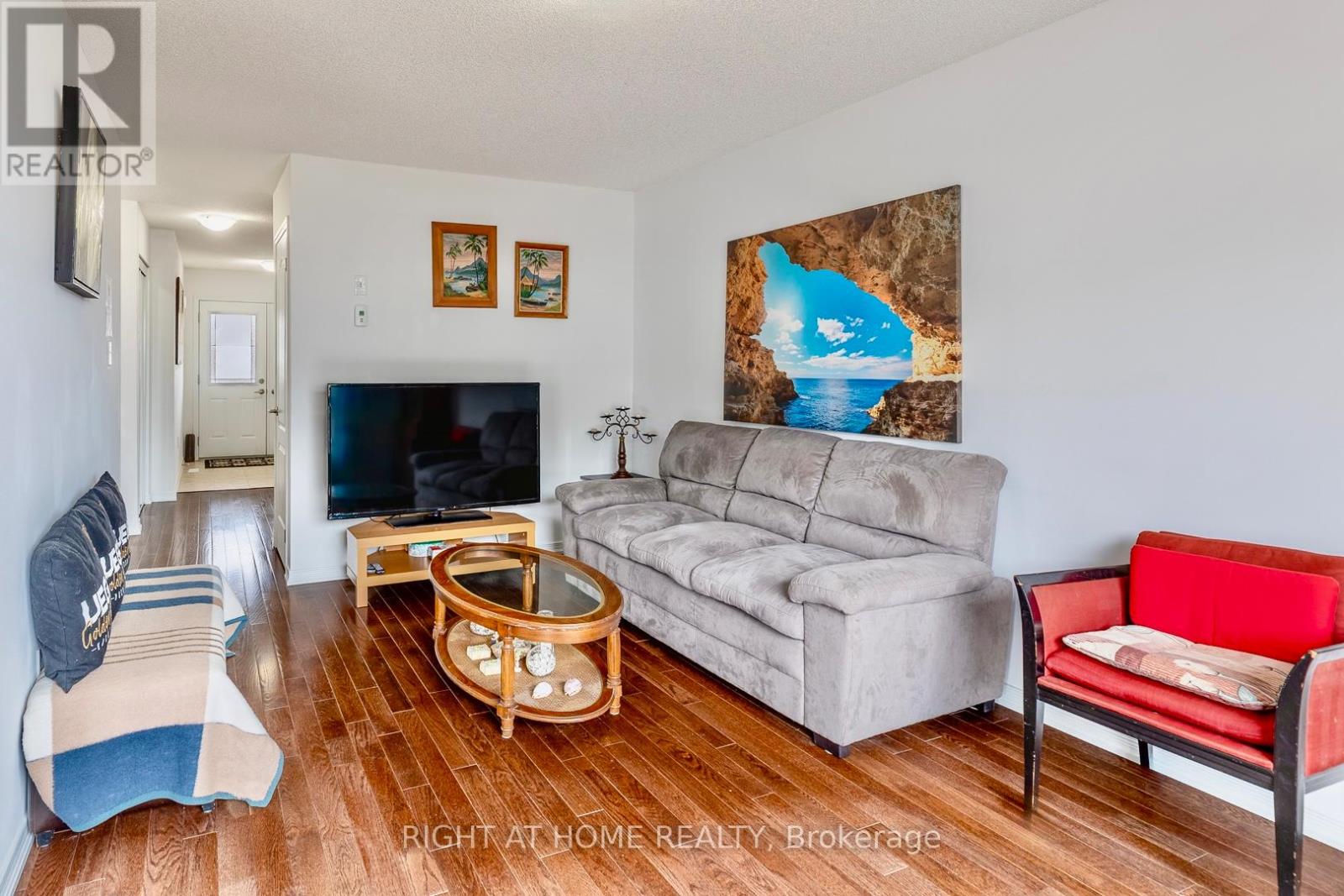 2110 Galloway Street, Innisfil, Ontario  L9S 4B7 - Photo 12 - N12971224