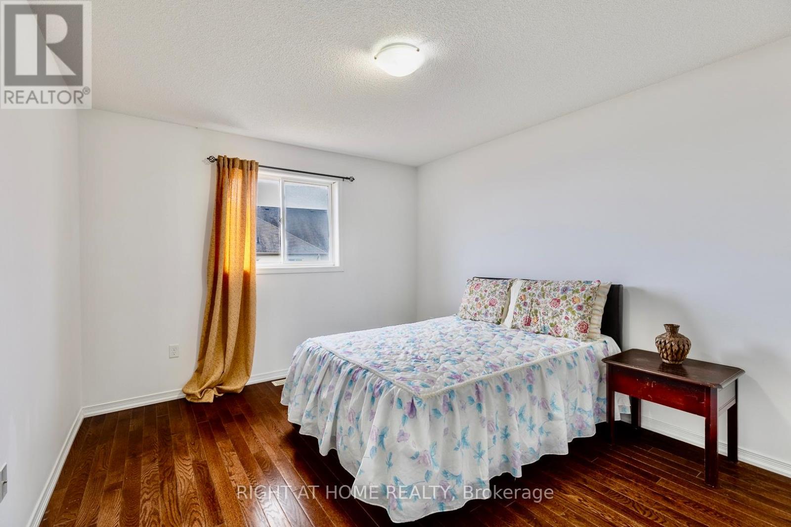 2110 Galloway Street, Innisfil, Ontario  L9S 4B7 - Photo 20 - N12971224