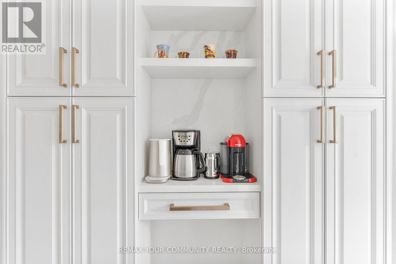 21 Bute Court, Vaughan, Ontario  L6A 1P3 - Photo 11 - N12971232