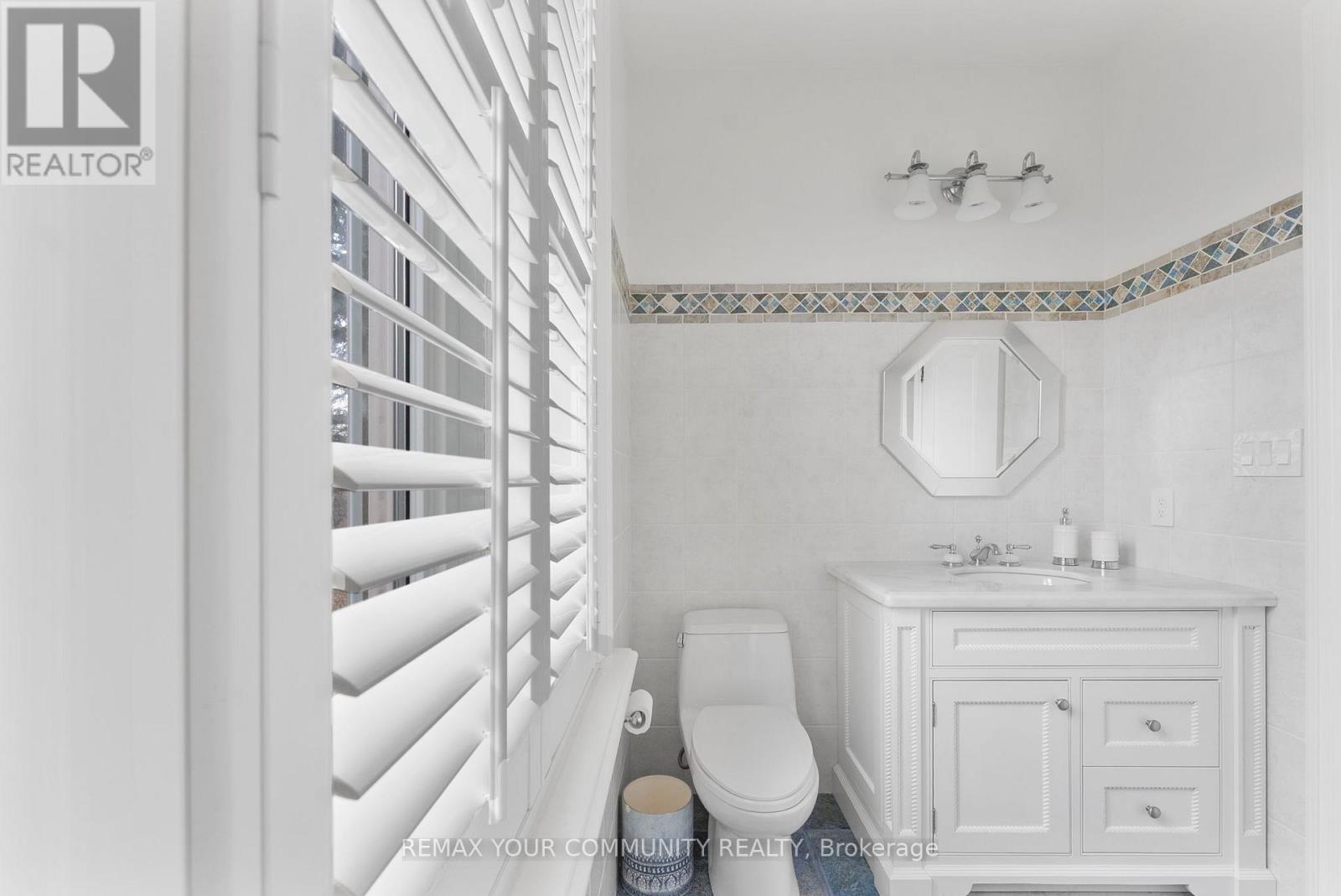 21 Bute Court, Vaughan, Ontario  L6A 1P3 - Photo 17 - N12971232