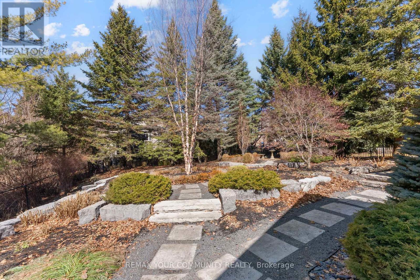 21 Bute Court, Vaughan, Ontario  L6A 1P3 - Photo 36 - N12971232