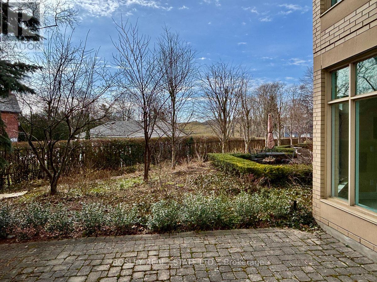 107 - 225 Ricardo Street, Niagara-On-The-Lake, Ontario  L0S 1J0 - Photo 12 - X12935438