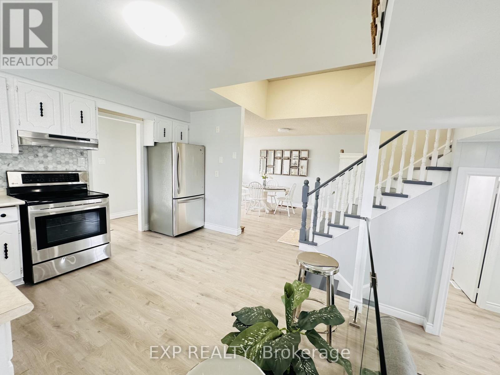 25 Turtle Path, Ramara, Ontario  L0K 1B0 - Photo 10 - S12970944