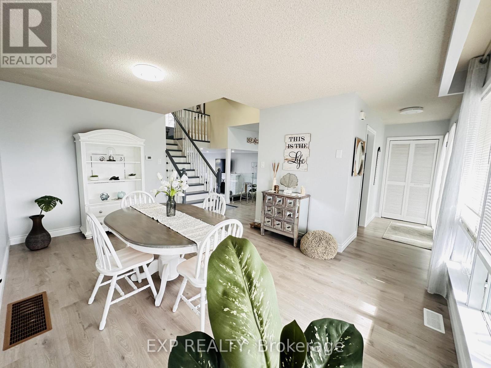 25 Turtle Path, Ramara, Ontario  L0K 1B0 - Photo 6 - S12970944