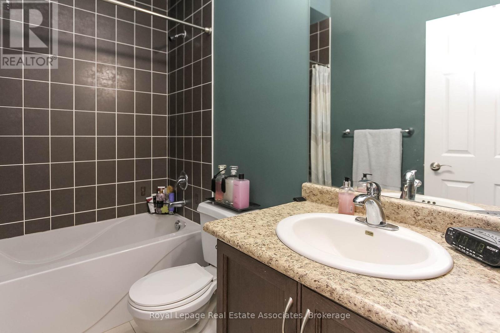 139 White Sands Way, Wasaga Beach, Ontario  L9Z 0E3 - Photo 12 - S12970960