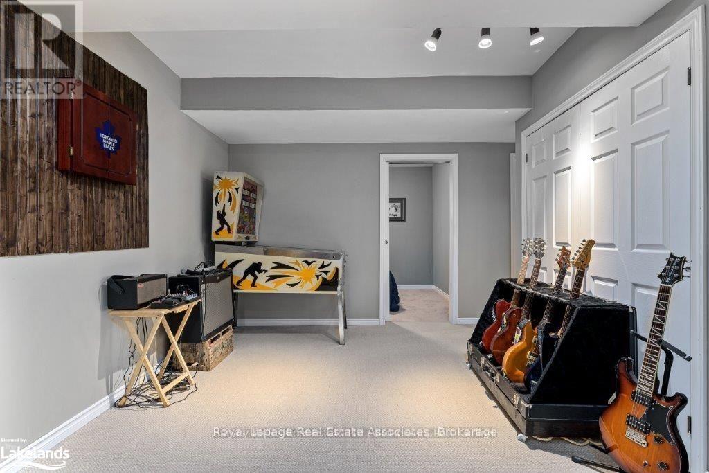 139 White Sands Way, Wasaga Beach, Ontario  L9Z 0E3 - Photo 17 - S12970960