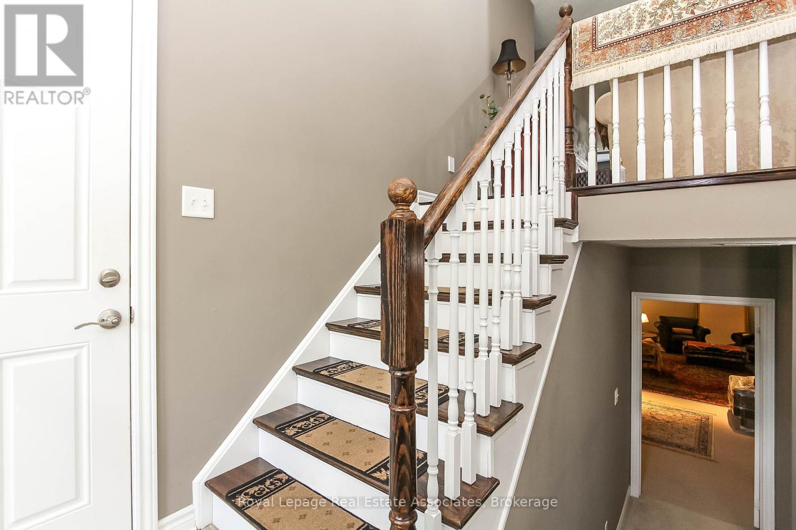 139 White Sands Way, Wasaga Beach, Ontario  L9Z 0E3 - Photo 3 - S12970960