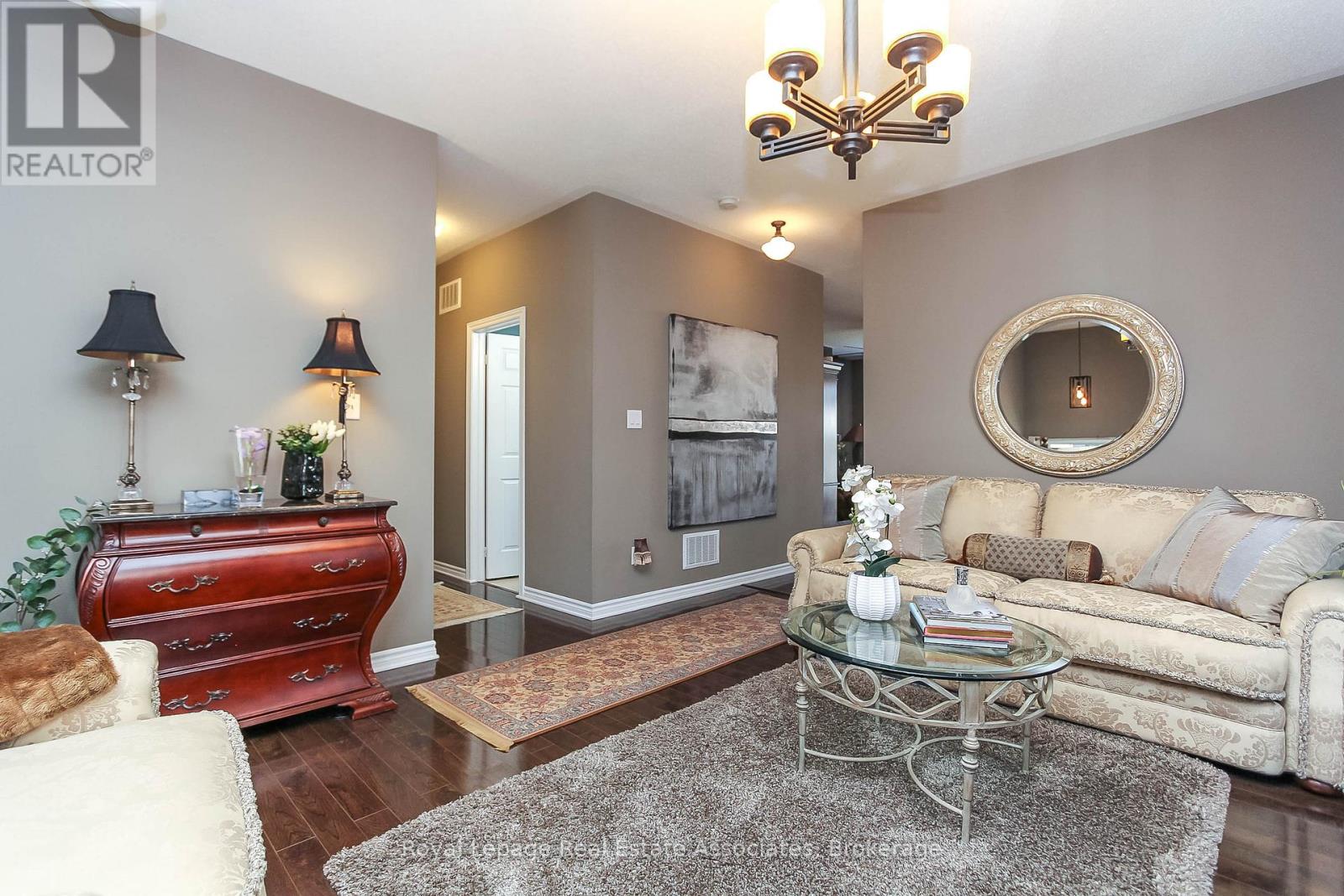 139 White Sands Way, Wasaga Beach, Ontario  L9Z 0E3 - Photo 6 - S12970960