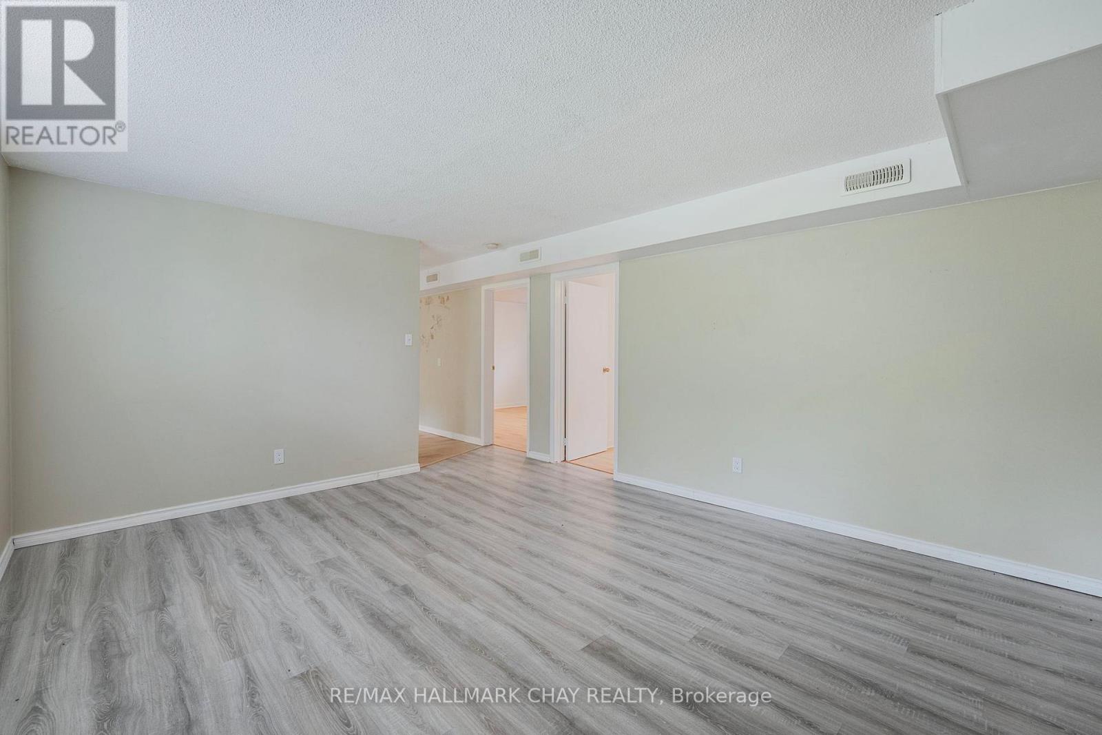 Lower - 66 Vents Beach Road, Tay (Victoria Harbour), Ontario  L0K 2A0 - Photo 8 - S12971030