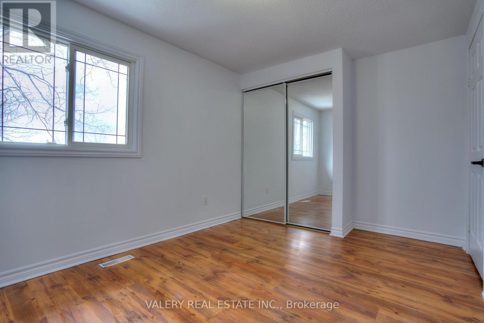 24 Lampman Ln Lane, Barrie (Letitia Heights), Ontario  L4N 5B1 - Photo 22 - S12971198