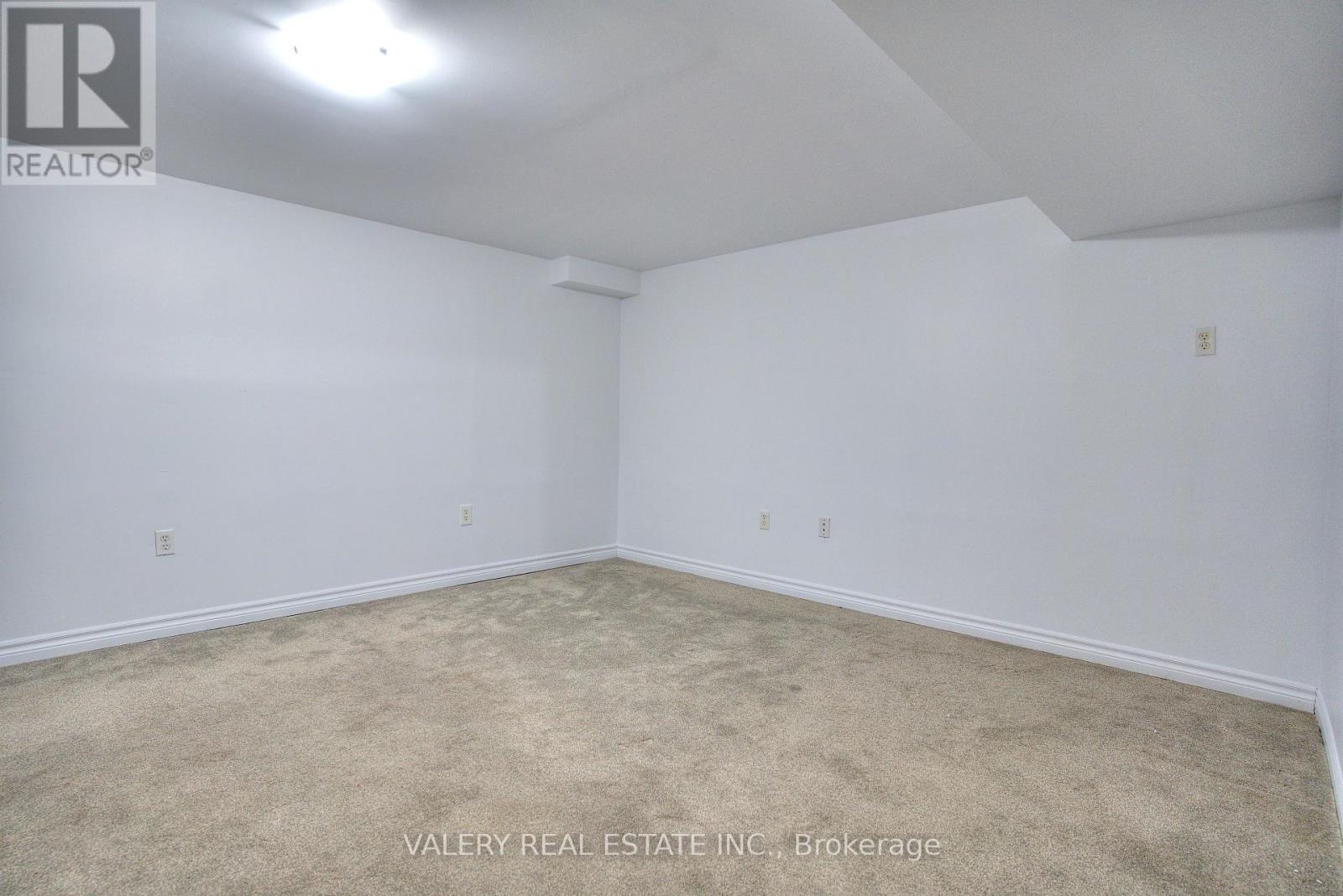 24 Lampman Ln Lane, Barrie (Letitia Heights), Ontario  L4N 5B1 - Photo 43 - S12971198