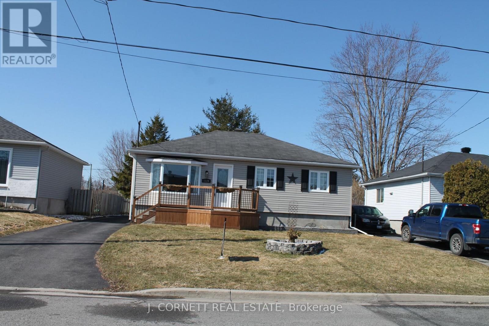 1120 Larin Avenue, Cornwall, Ontario  K6H 4C6 - Photo 27 - X12908090