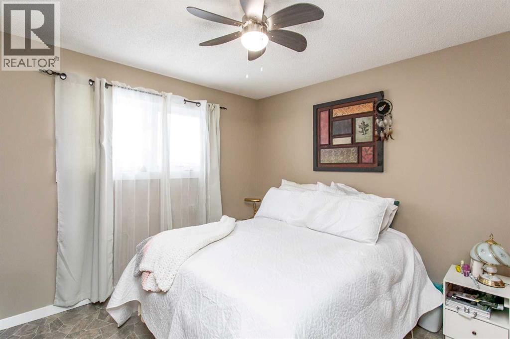 5204 Waghorn Street, Blackfalds, Alberta  T0M 0J0 - Photo 2 - A2292243