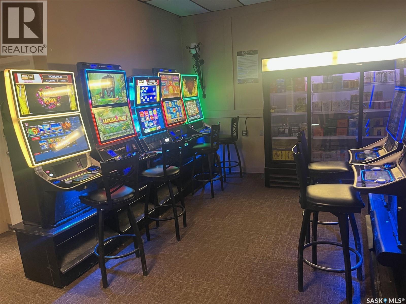 118 1st Avenue E, Leader, Saskatchewan  S0N 1H0 - Photo 11 - SK032289