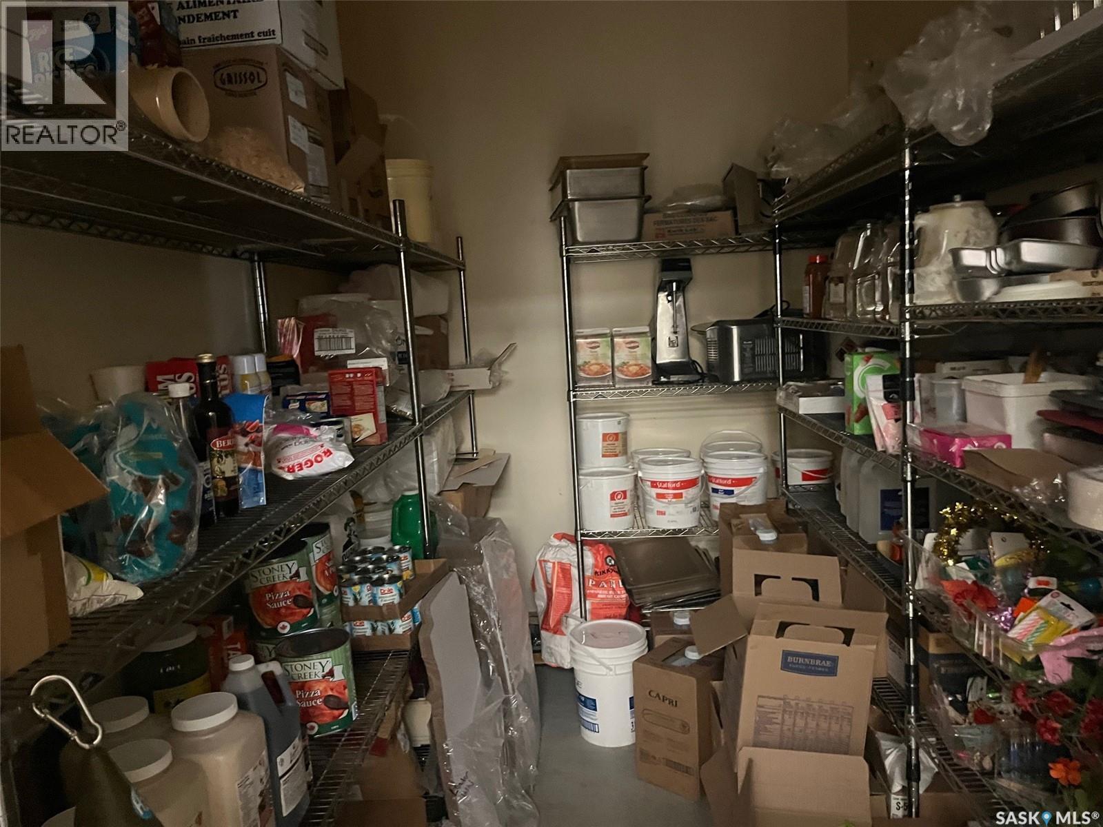 118 1st Avenue E, Leader, Saskatchewan  S0N 1H0 - Photo 26 - SK032289