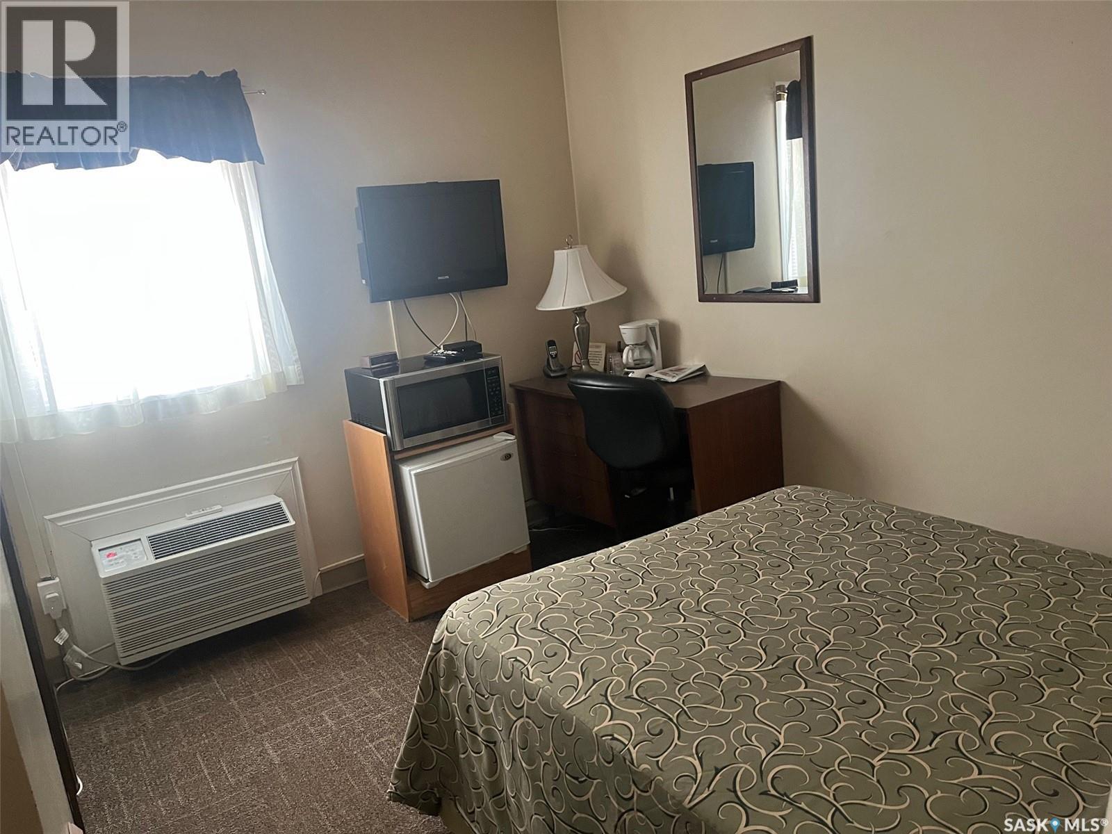 118 1st Avenue E, Leader, Saskatchewan  S0N 1H0 - Photo 34 - SK032289