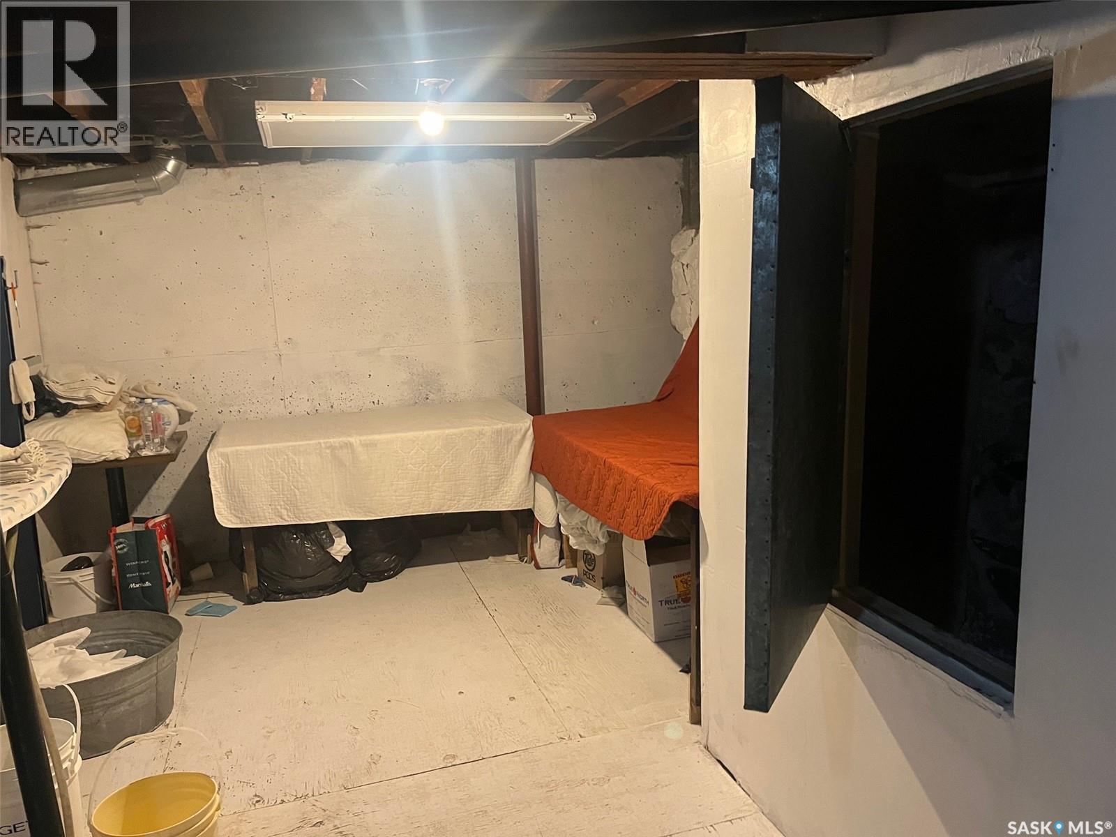 118 1st Avenue E, Leader, Saskatchewan  S0N 1H0 - Photo 44 - SK032289